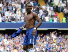 开云官方app入口-足球双星，孙兴慜的关键时刻与荷兰火力压制拉齐奥的战术分析