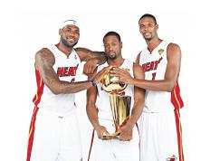 开云体育平台APP-夜色下的刀刃，2026世界杯之夜，本泽马完成终极救赎