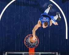 开云平台-小牛主场告负:迪奥肩傷或成拦路虎