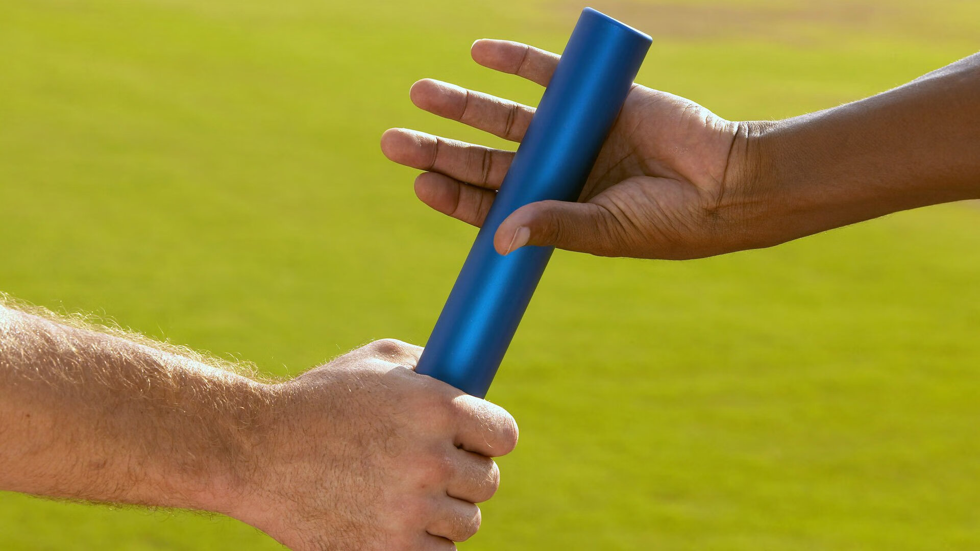 开云体育平台APP-无声的搏杀,王皓最后一记逆转弧圈,如何定义了瑞典与法国的乒乓史诗