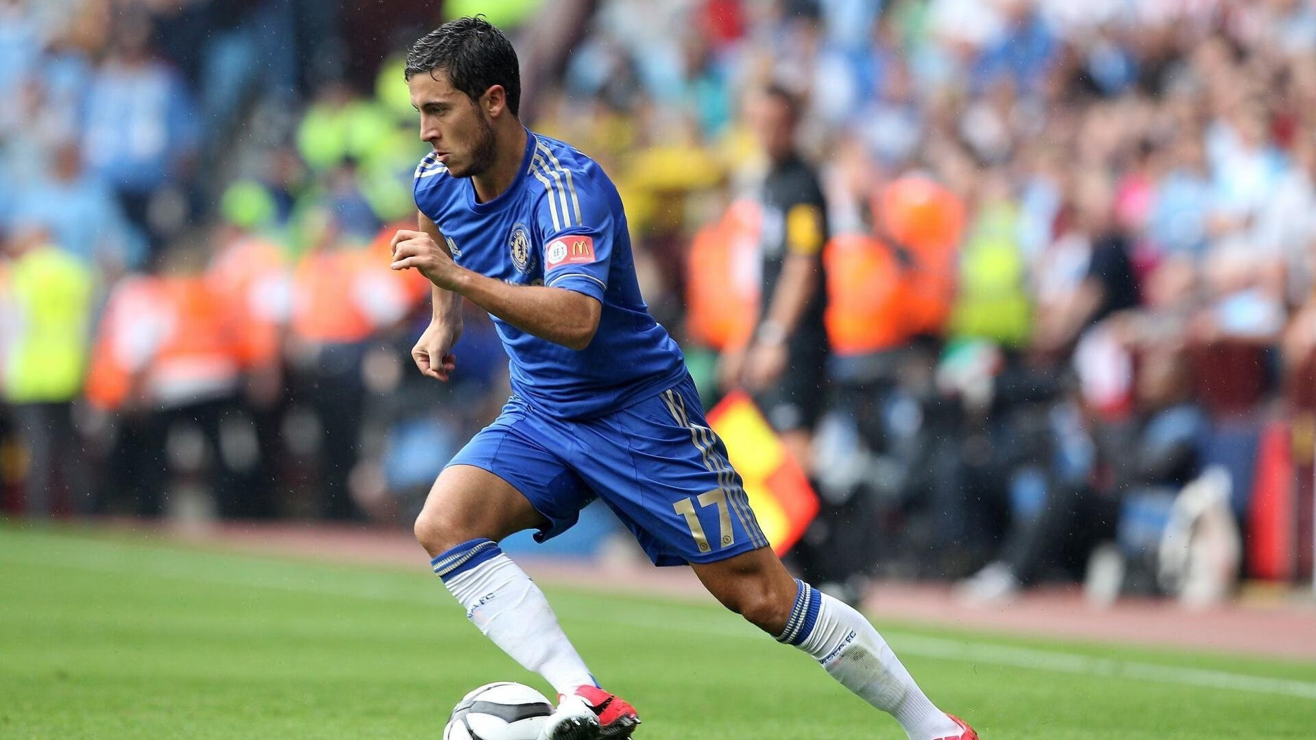 开云官方app入口-铁腰定江山！罗德里一肩挑起全队，利物浦横扫拜仁演绎现代足球艺术